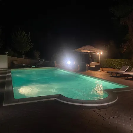 Villa Giulia, A Splendid In The Marche Region