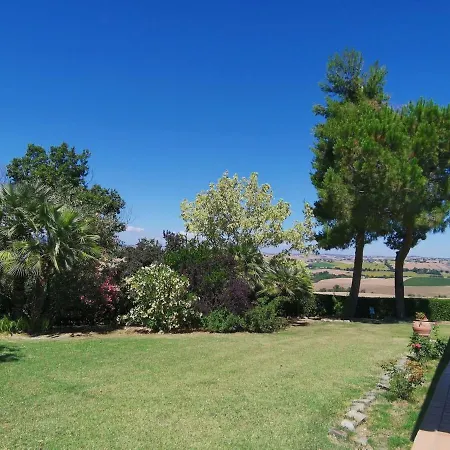 Giulia, A Splendid In The Marche Region *