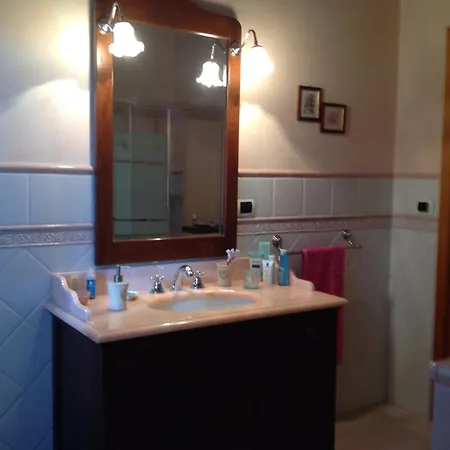 Willa Giulia, A Splendid In The Marche Region