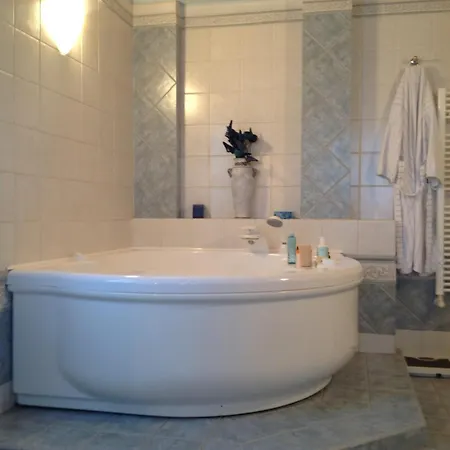 Giulia, A Splendid In The Marche Region