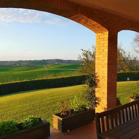 Giulia, A Splendid In The Marche Region